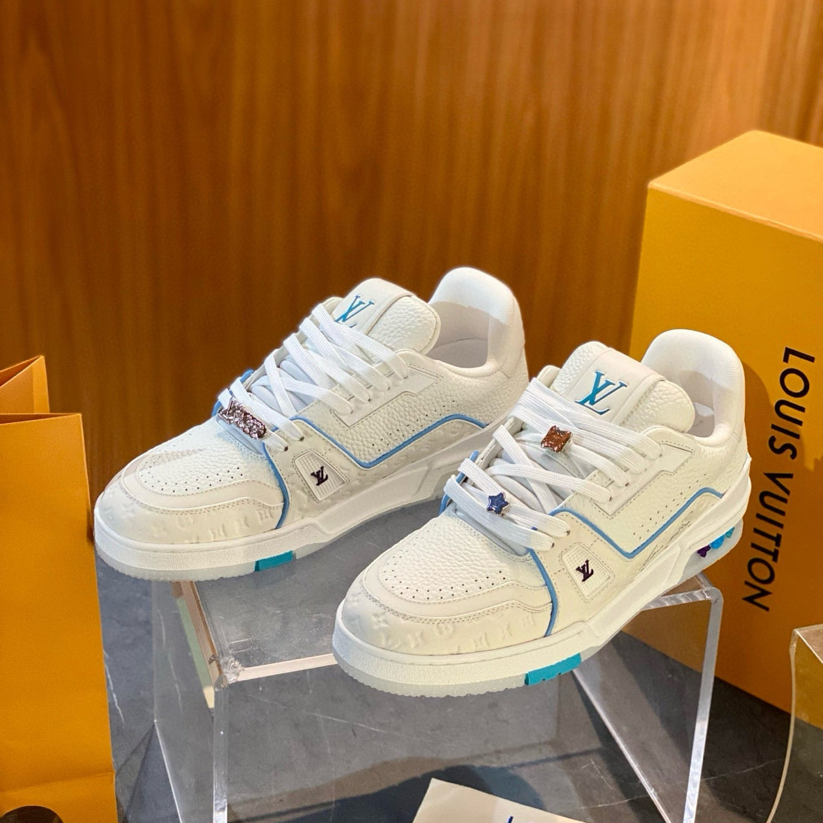 Velouxe Shoes?  Velouxe Lou Trainers Premium Designer Casual Shoes