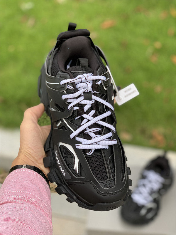Balenciaga shoes Style 395 - top view showing design