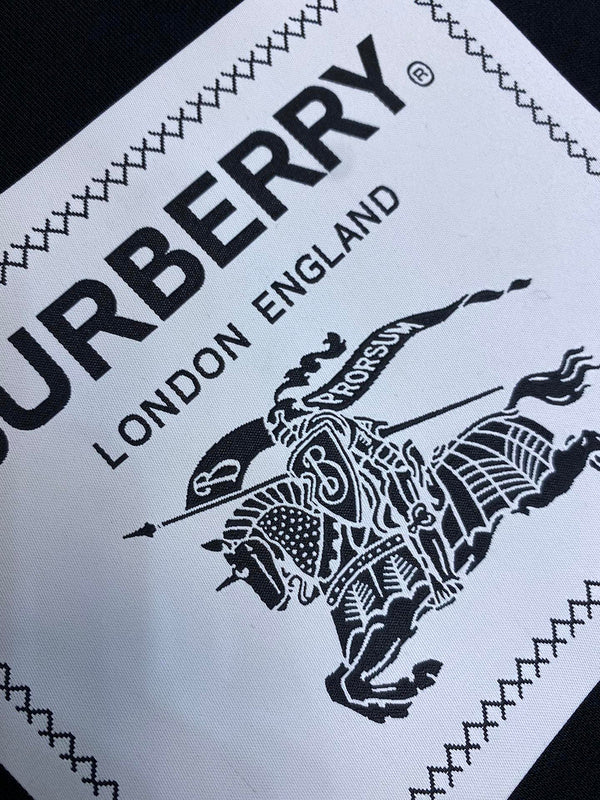 Texture and finish detail of Burberry luxury piece style No.374