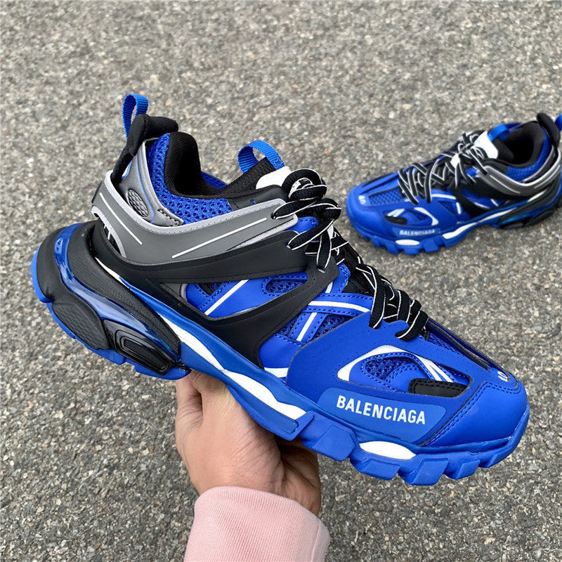 Balenciaga shoes Style 400 - texture and material detail