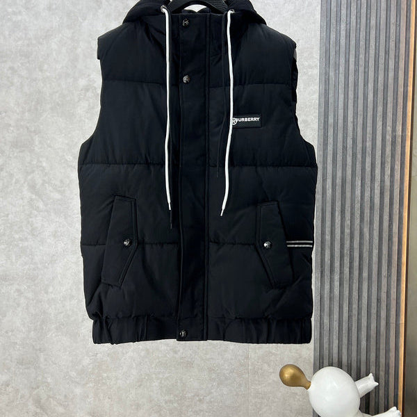 Side profile view of Burberry luxury piece style No.343