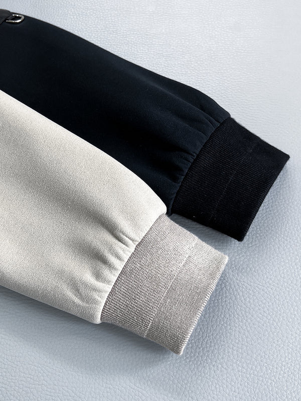 Texture and finish detail of Burberry luxury piece style No.386