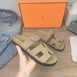 Hermes shoes Style 284 - true-to-life color detail