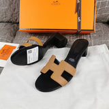 Hermes sandals Style 004 - angled studio shot