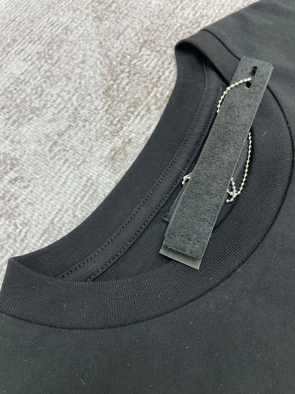 Back view of Amiri luxury piece style No.191