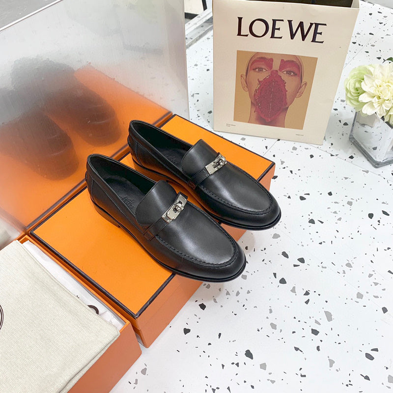 Hermes sandals Style 156 - side profile detail