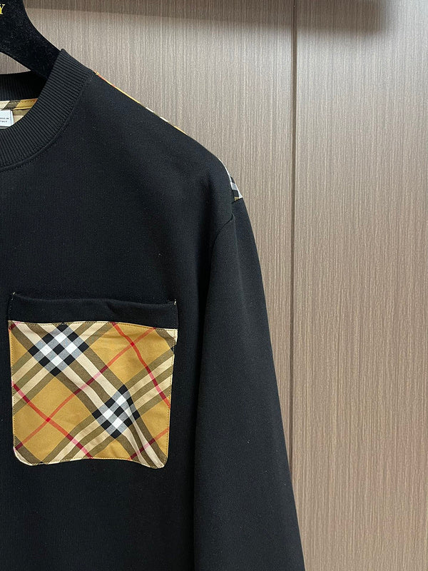 Three-quarter angle view of Burberry luxury piece style No.444