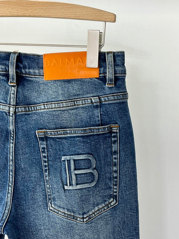 Front view of Balmain luxury piece style No.101