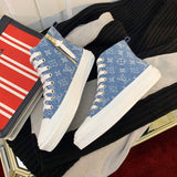 Styling view of Louis Vuitton luxury piece style No.091