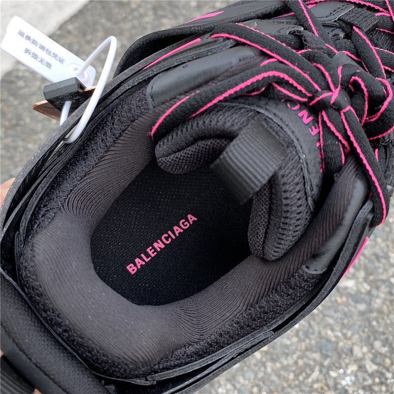 Balenciaga shoes Style 393 - true-to-life color detail