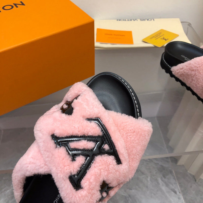Louis Vuitton shoes Style 329 - sole and craftsmanship detail