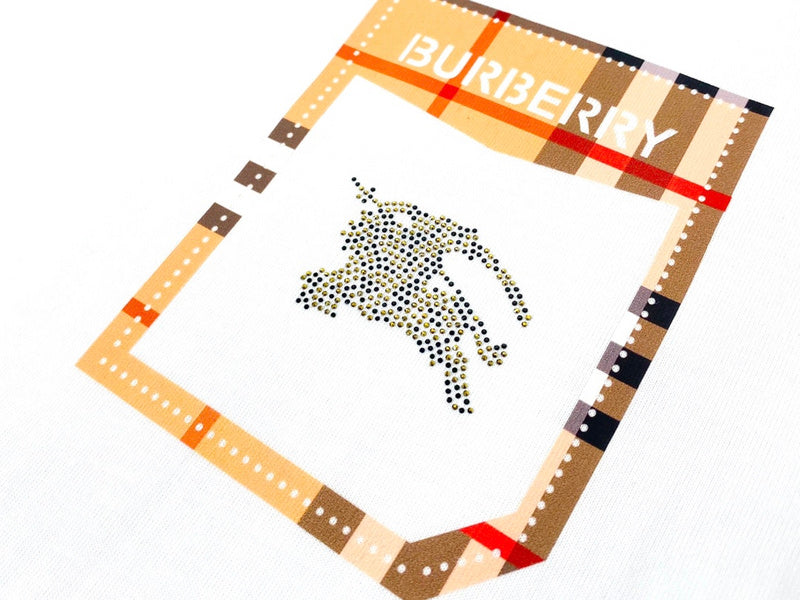 Three-quarter angle view of Burberry luxury piece style No.267