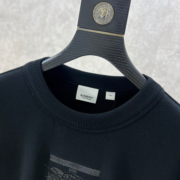Back view of Burberry luxury piece style No.539