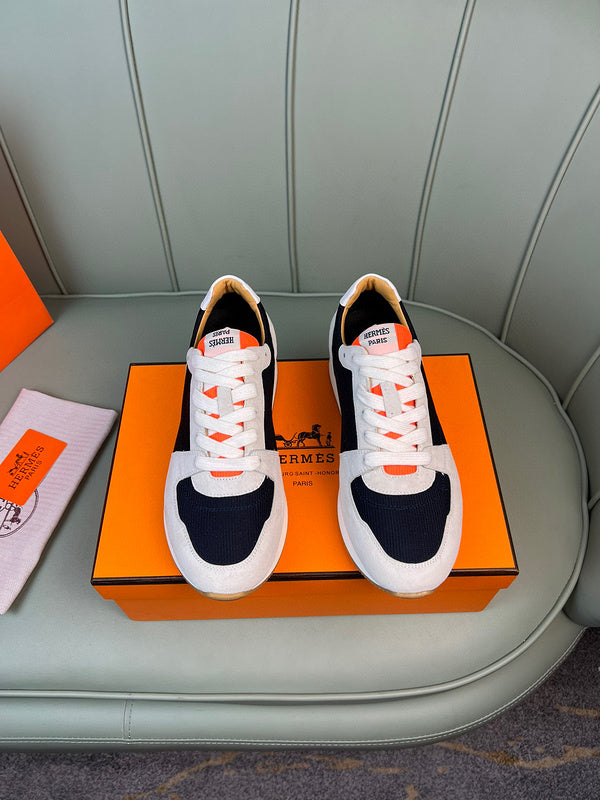 Hermes shoes Style 076 - top view showing design