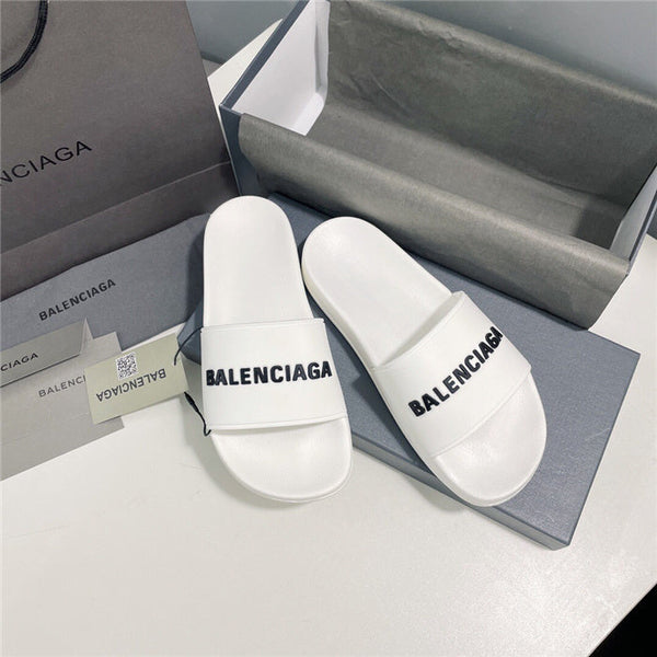 Balenciaga sandals Style 128 - close-up of elevated everyday design