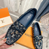 Louis Vuitton shoes Style 320 - texture and material detail
