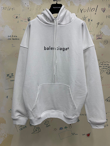 Styling view of Balenciaga luxury piece style No.541
