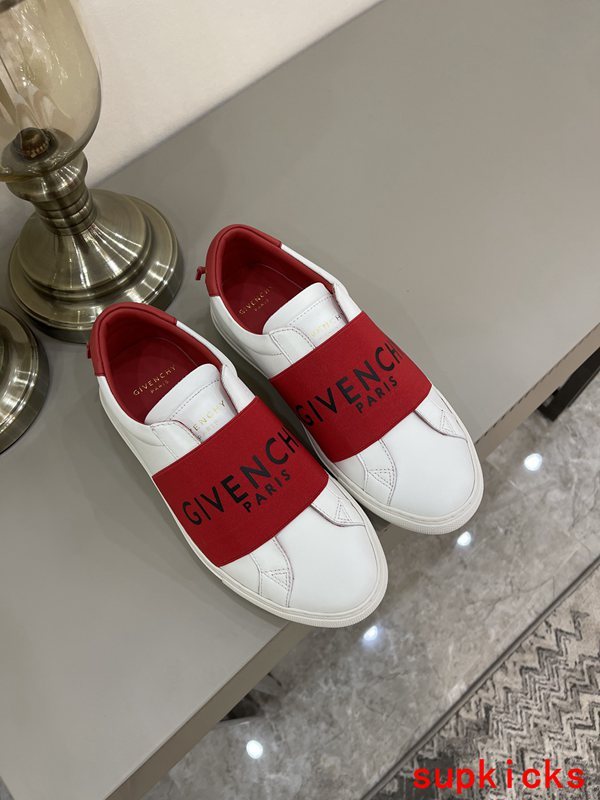Givenchy shoes Style 088 - front view, handcrafted italian detailing