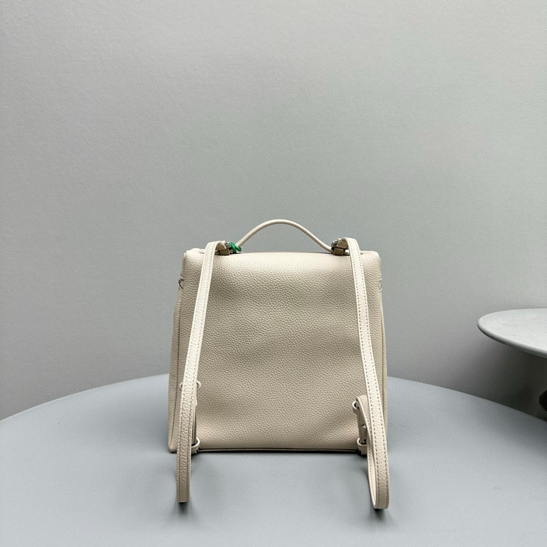 Bags- Loro P Extra Pocket Backpack Luxury Designer Leather Handbag
