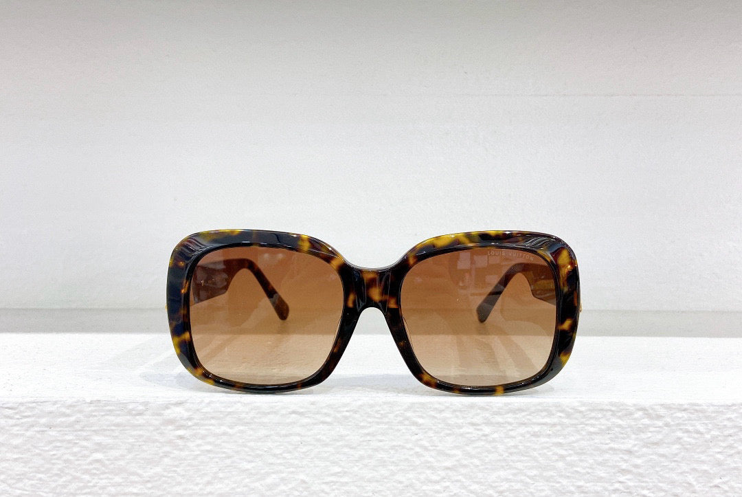 Louis Vuitton Sunglasses- Louis Vuitton Lou Sunglasses Premium Fashion Designer Sunglasses
