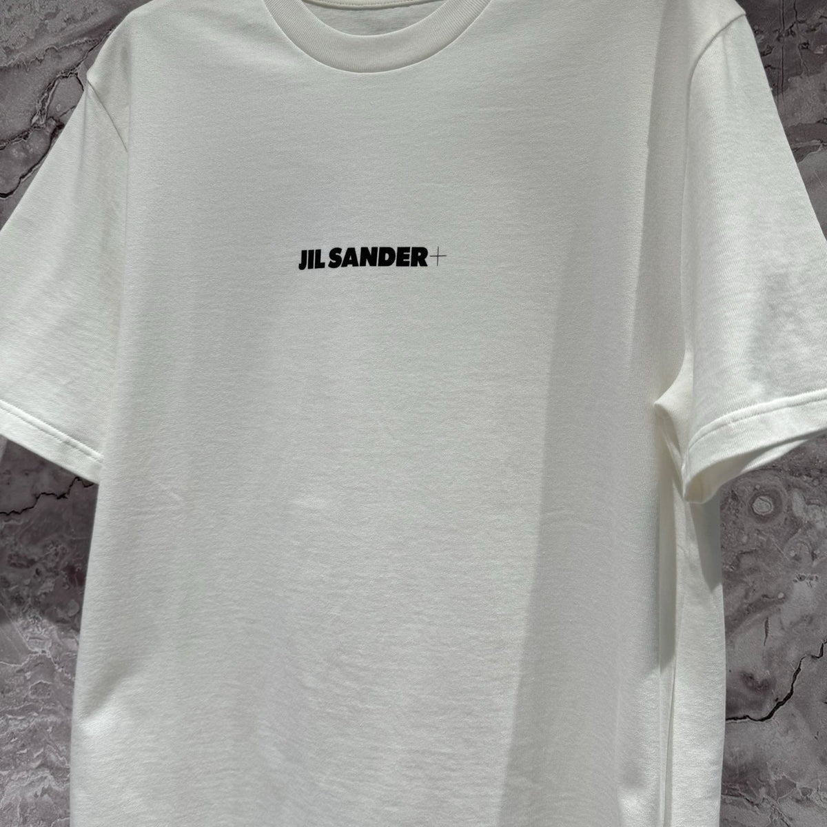 T-Shirts- Jil S T-shirt Casual Everyday Designer Tee