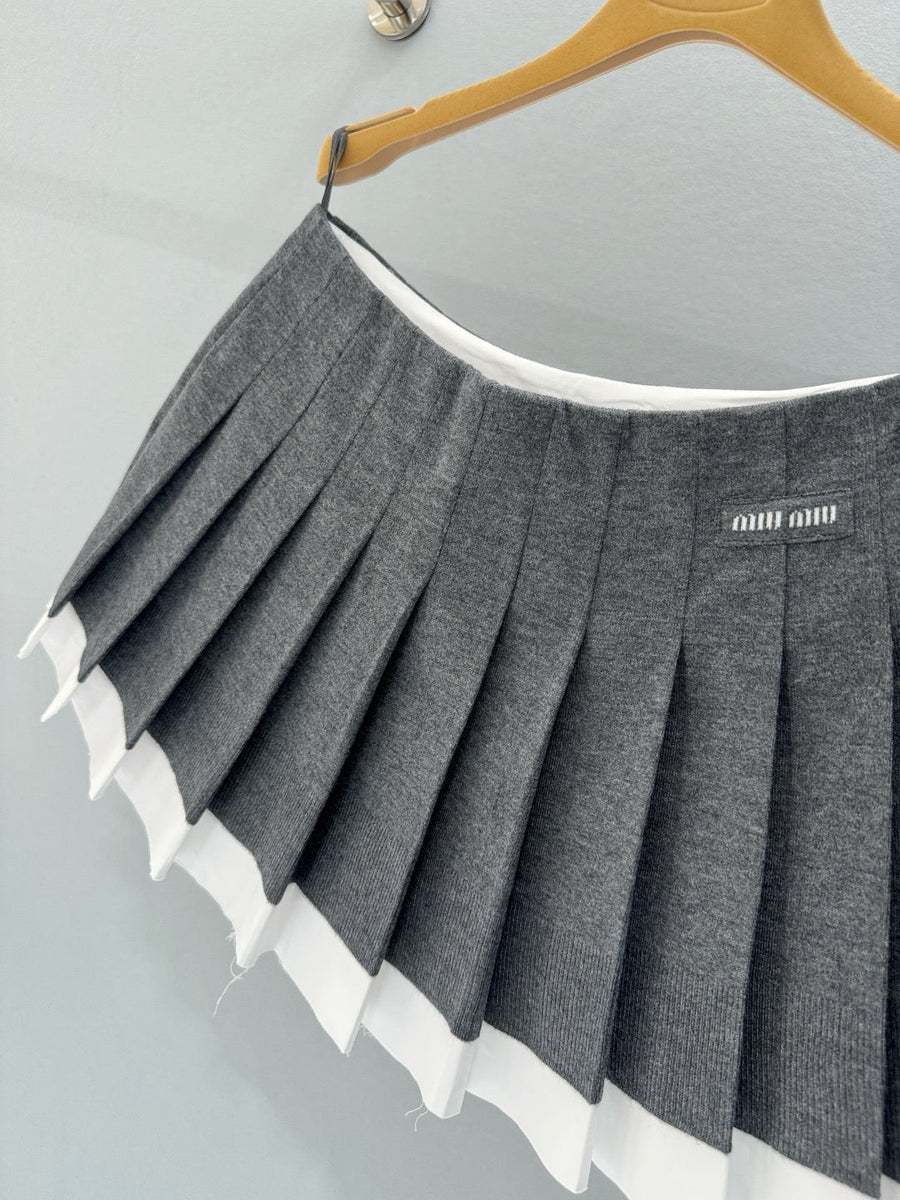 Skirts? Miu M Skirt Elegant Designer Casual Skirt