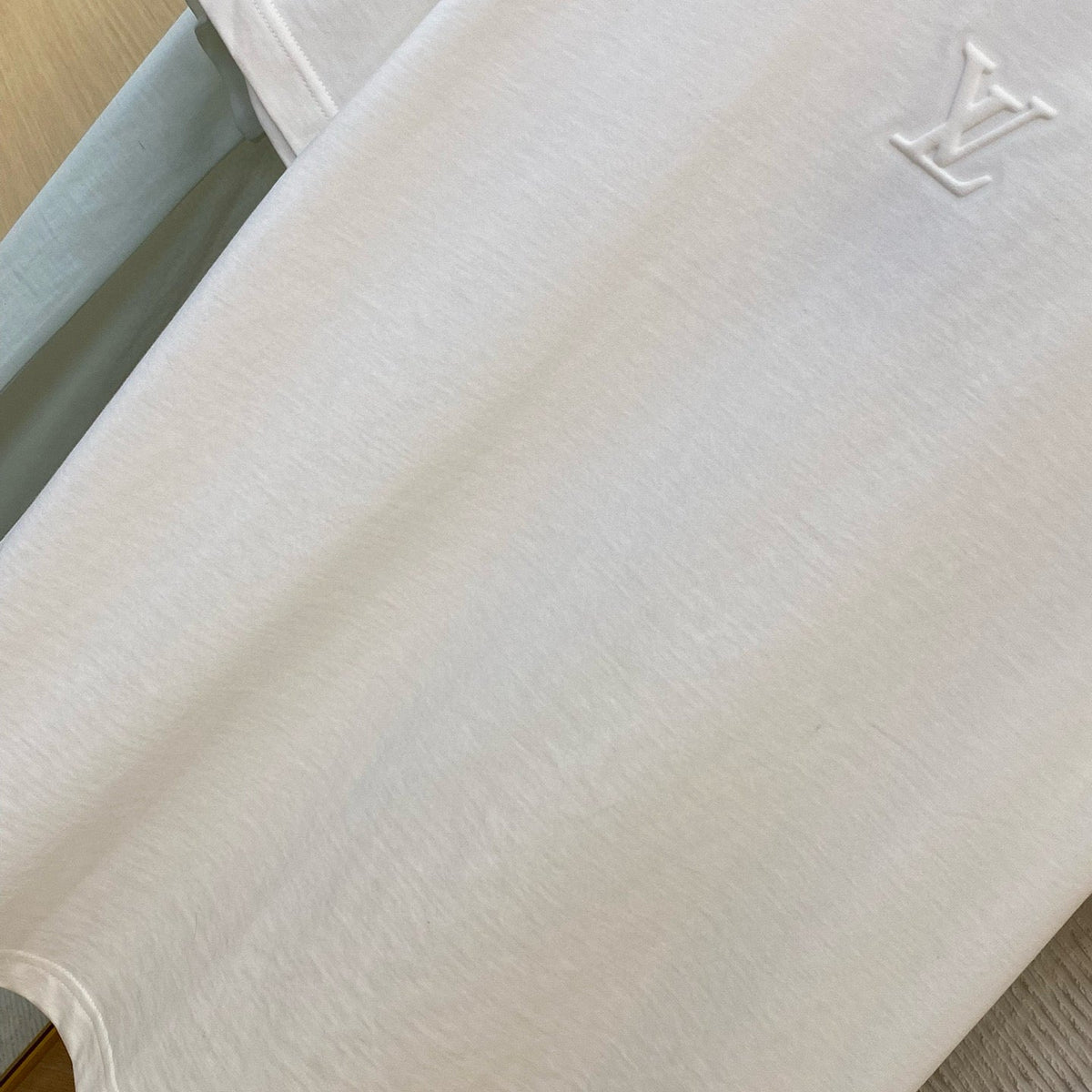 Louis Vuitton T-Shirts- Louis Vuitton Lou T-shirt Premium Designer Cotton T-Shirt
