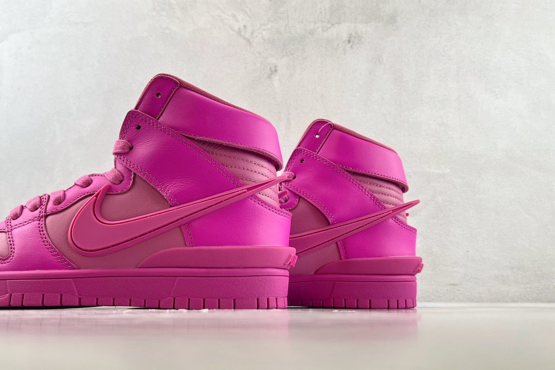 Shoes- Dunk Laser Premium Designer Casual Shoes