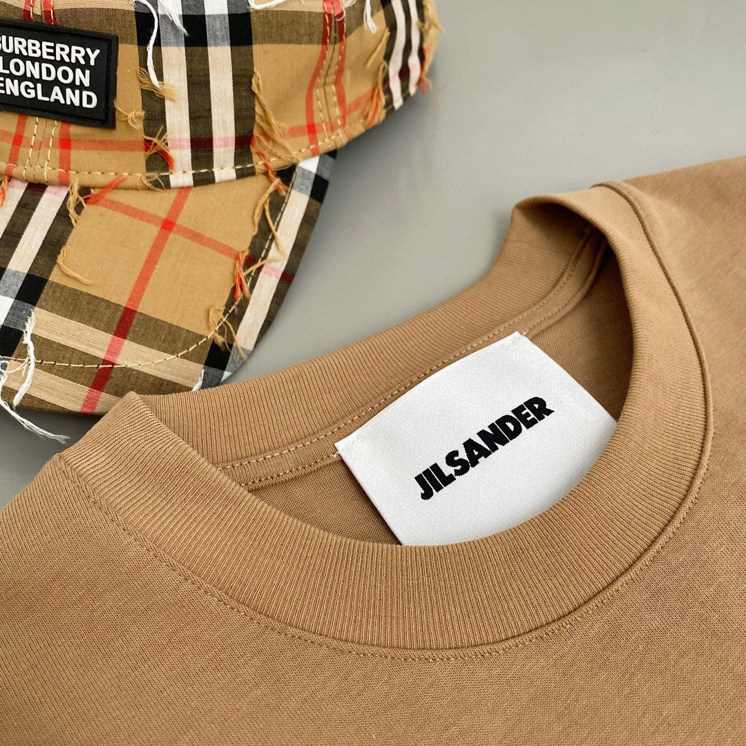 T-Shirts- Jil S T-shirt Casual Everyday Designer Tee
