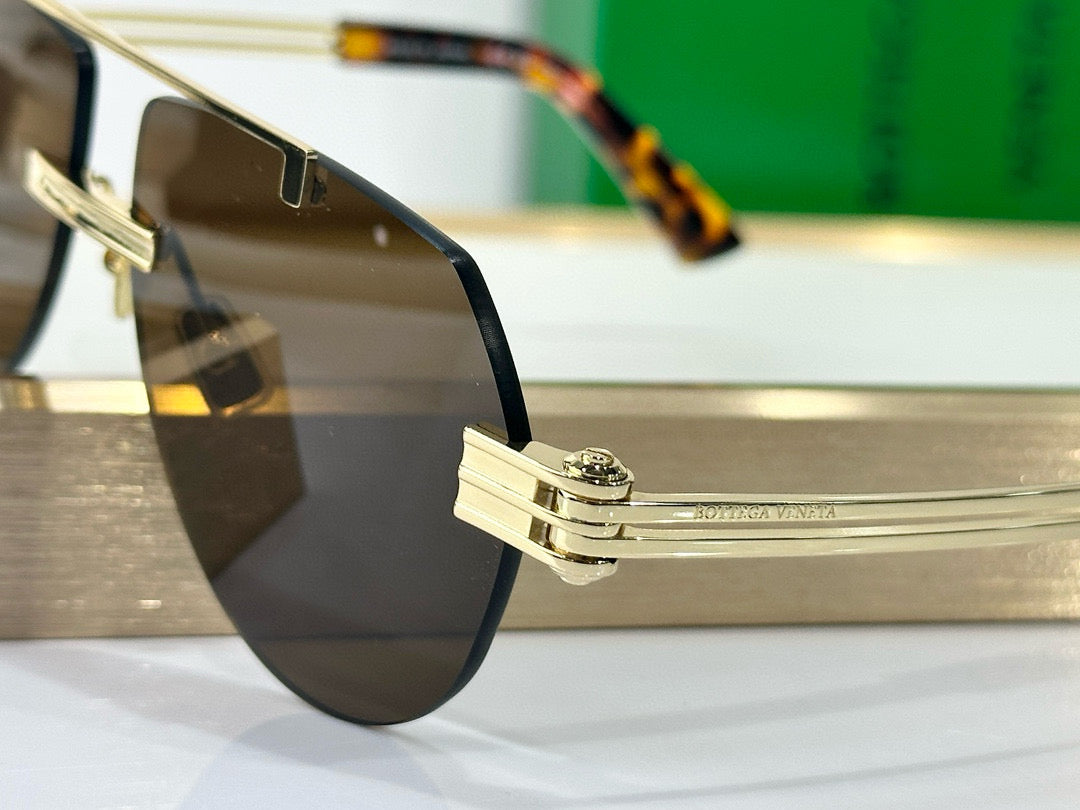 Bottega Veneta Sunglasses – luxury designer piece at Velouxe