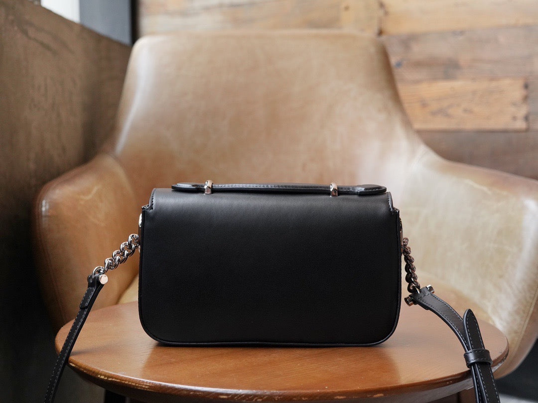 Gucci Wallets- Gucci Petite Mini Shoulder Bag Elegant Everyday Leather Wallet