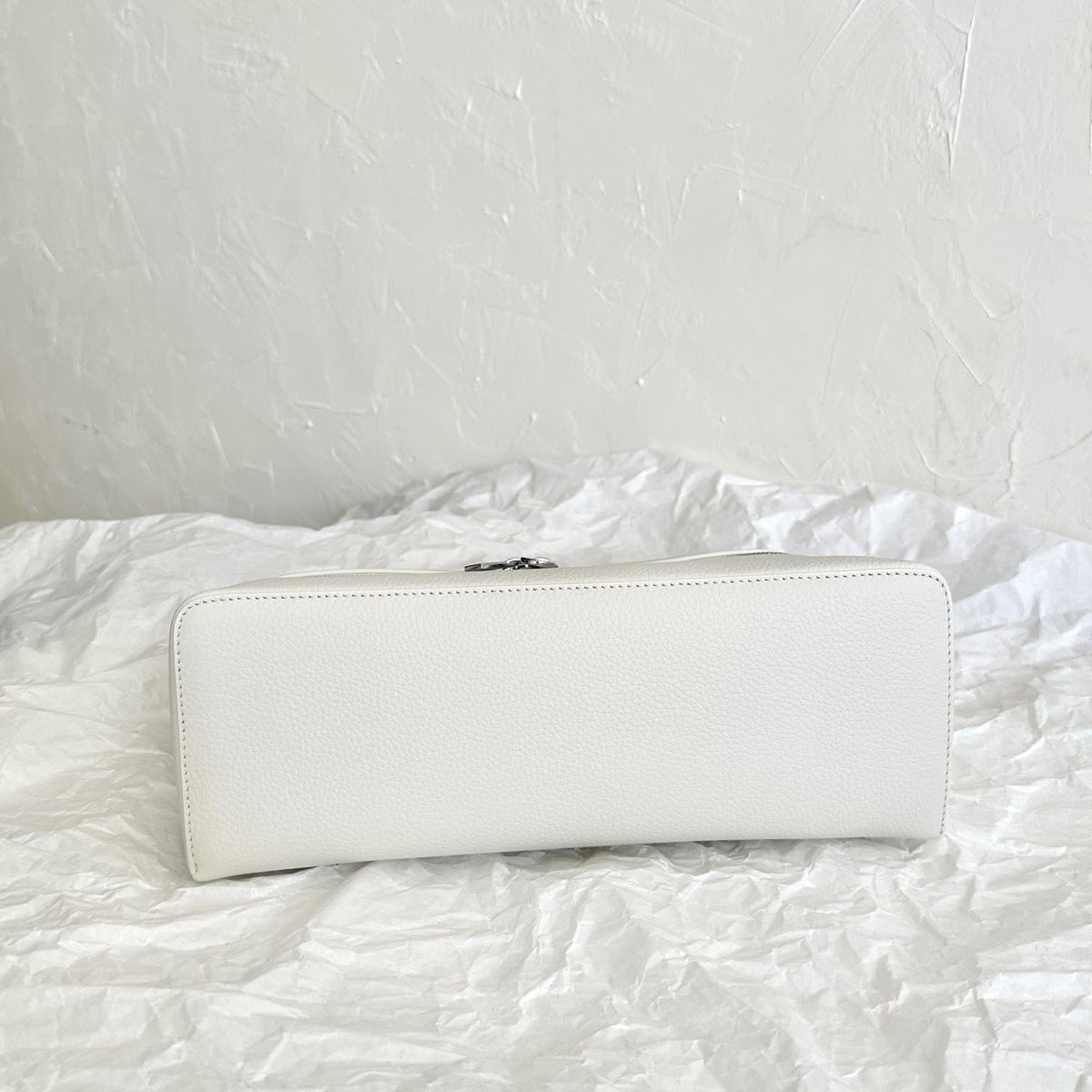 Bags- Loro P Extra Pouch L27 Elegant Everyday Designer Handbag