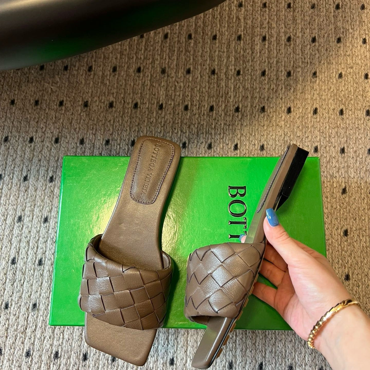 Shoes- Bott V Sandals Luxury Lifestyle Designer Footwear