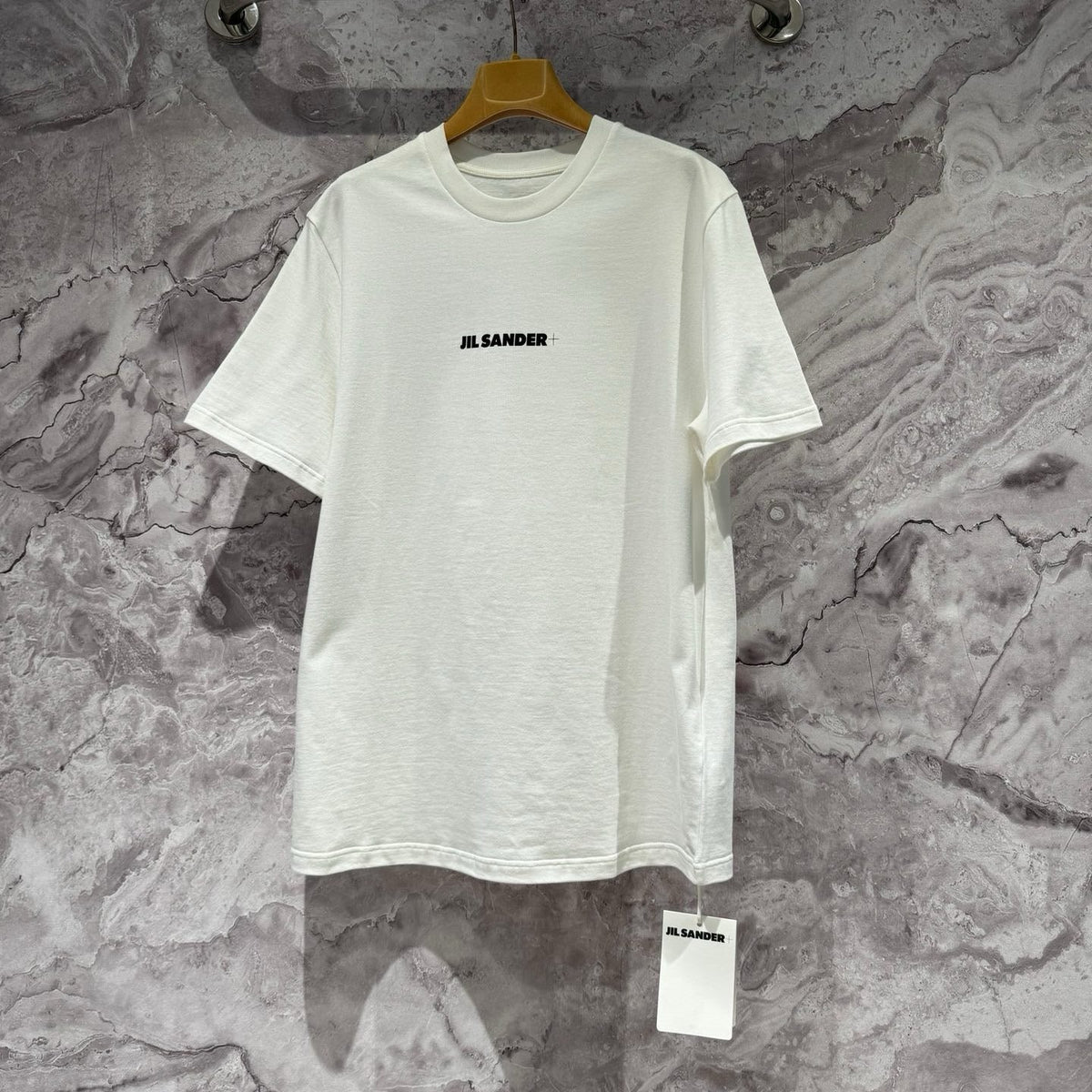 T-Shirts- Jil S T-shirt Casual Everyday Designer Tee