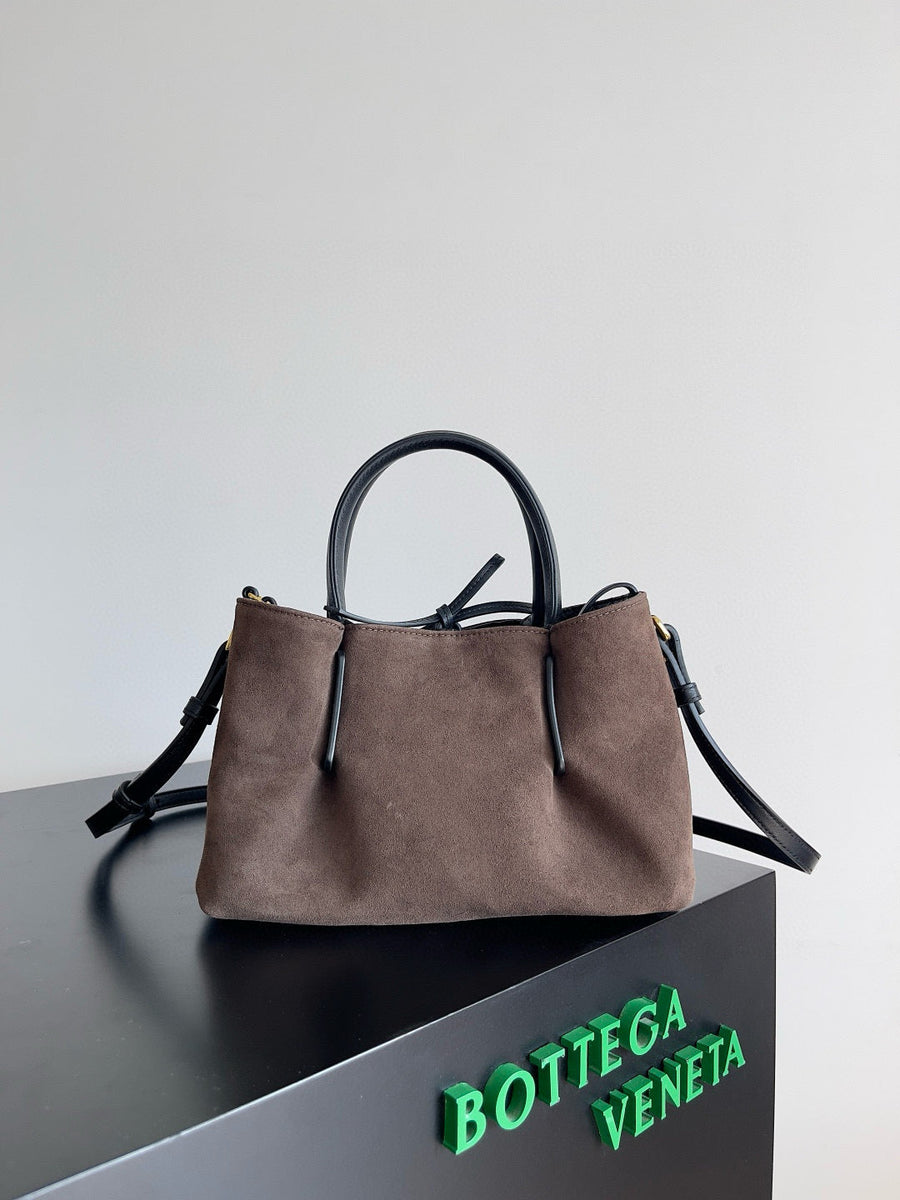 Bags? Bott V Small Pinacoteca Bag Elegant Everyday Designer Handbag
