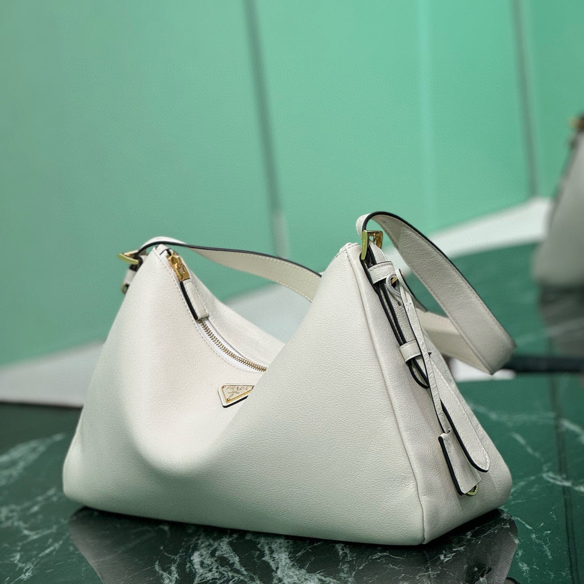 Bags- Pd Aimee Large Shoulder Bag Elegant Everyday Designer Handbag