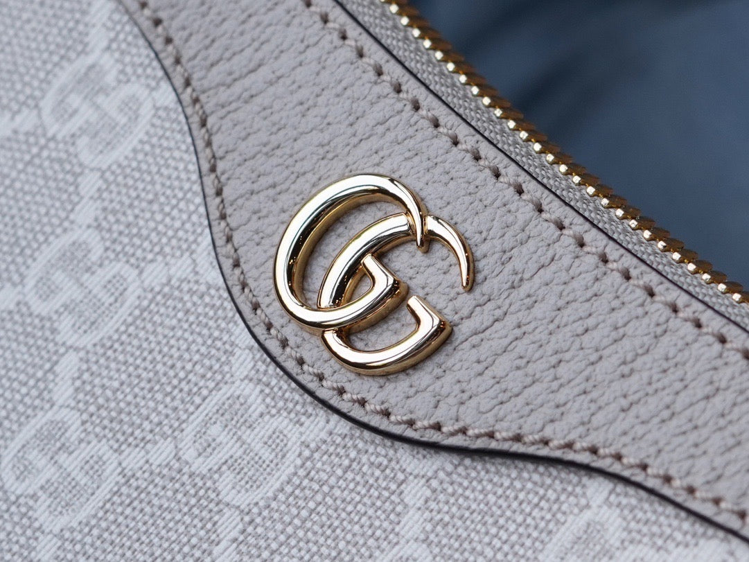 Gucci Ophidia Small Handbag detail shot – designer craftsmanship and quality