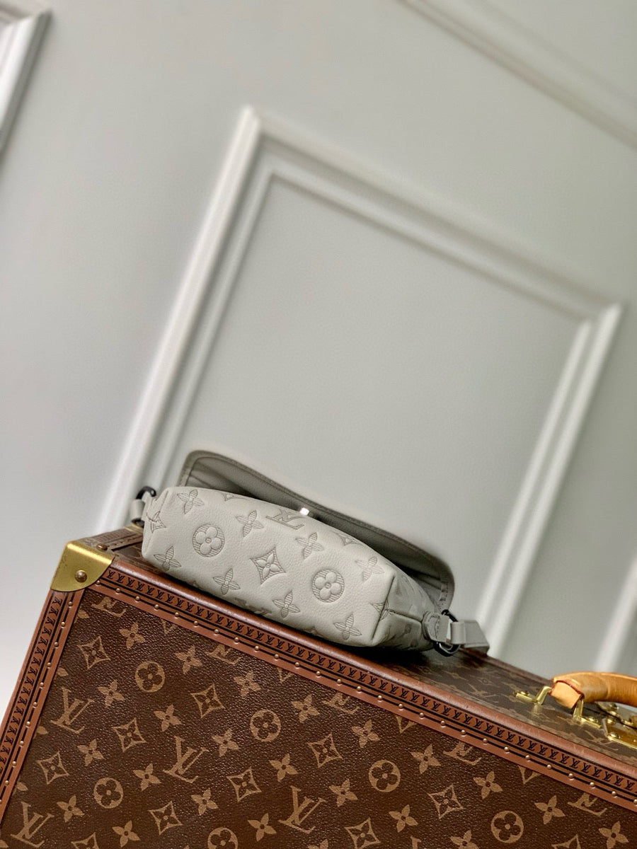 Louis Vuitton Wallets- Louis Vuitton Lou Pulse Wearable Wallet Compact Luxury Card Wallet