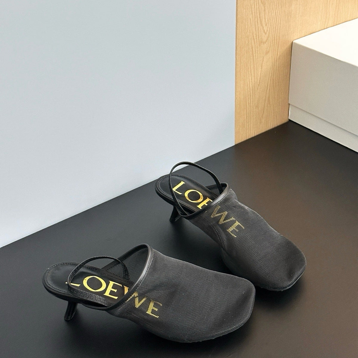 Shoes- Loew Heels Premium Designer Casual Shoes