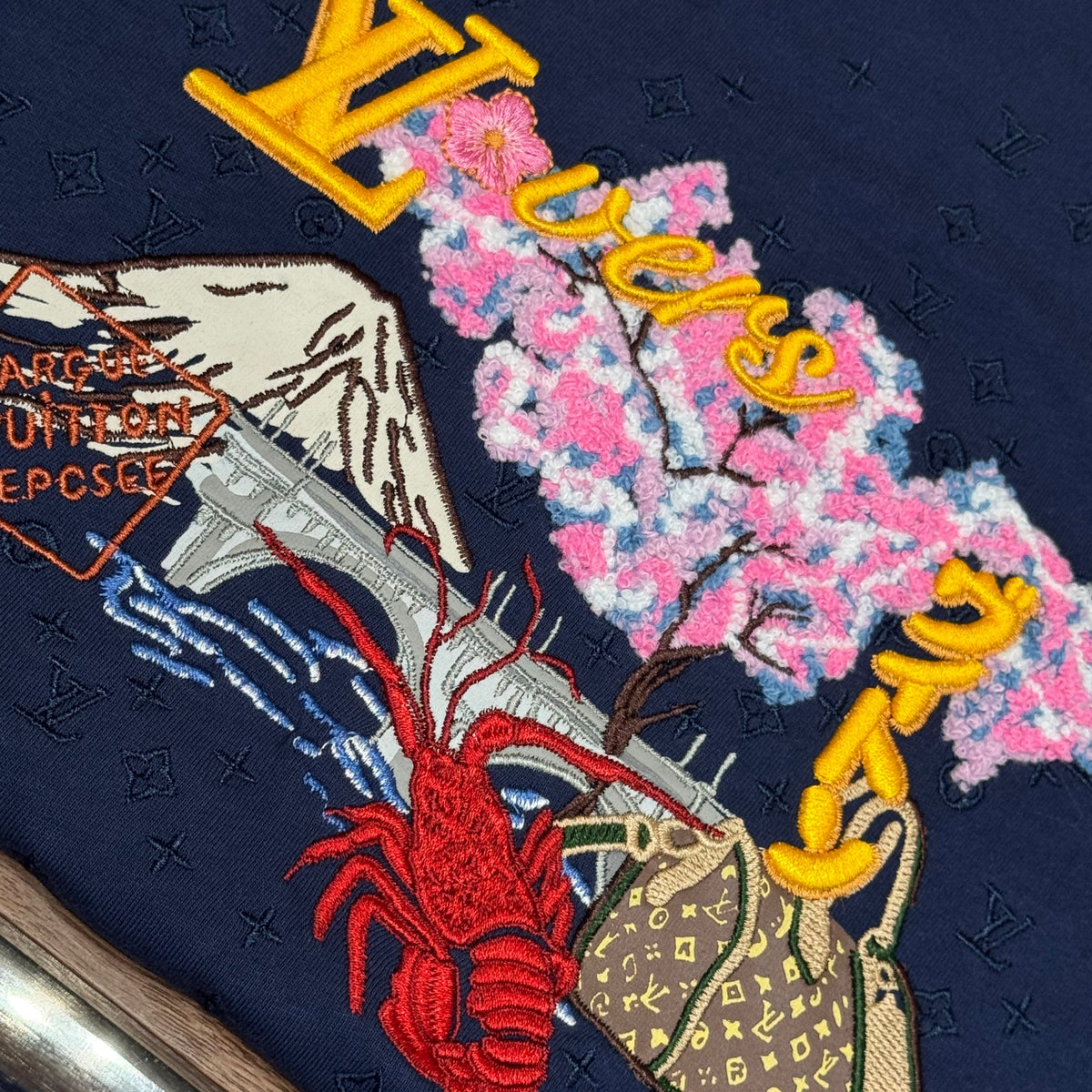Louis Vuitton T-Shirts- Louis Vuitton Lou T-shirt Premium Designer Cotton T-Shirt