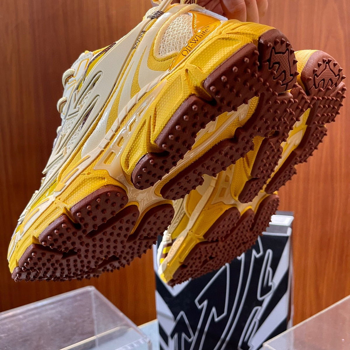 Shoes- Off W x Virgil Abloh Trainers Luxury Lifestyle Designer Footwear