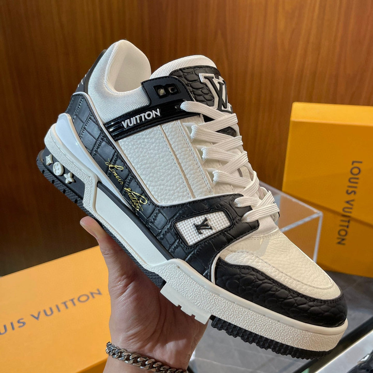 Louis Vuitton Shoes- Louis Vuitton Lou Trainers Premium Designer Casual Shoes