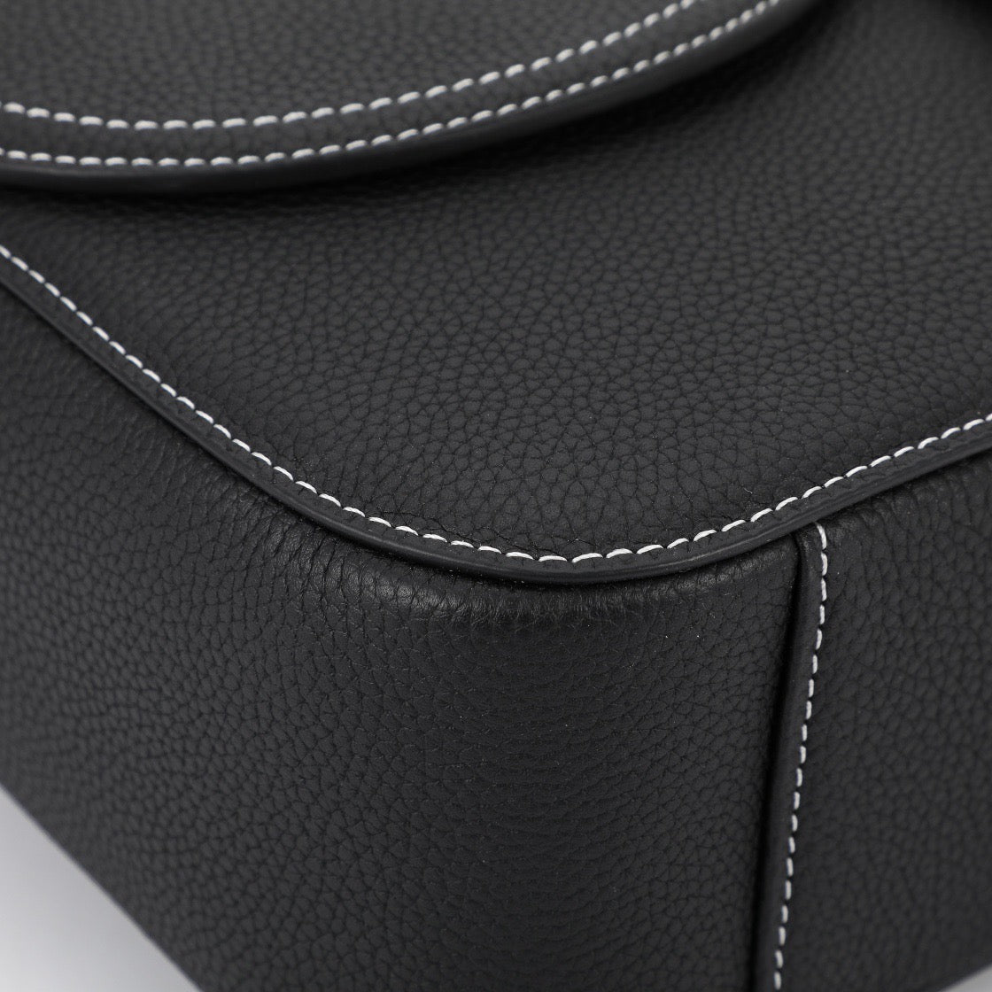 Dior Bags- Dior Saddle Messenger Bag Elegant Everyday Designer Handbag