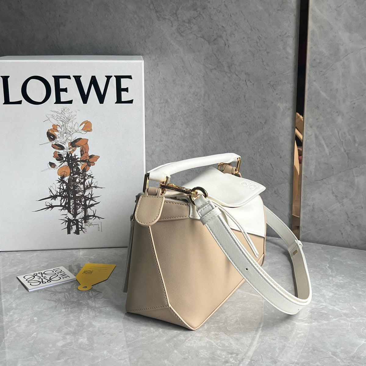 Bags- Loew Small Puzzle Edge Bag Elegant Everyday Designer Handbag