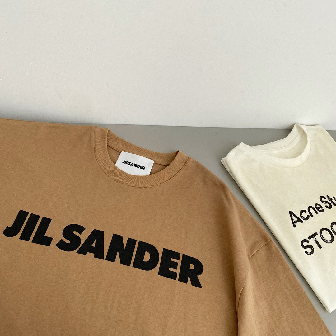 T-Shirts- Jil S T-shirt Casual Everyday Designer Tee