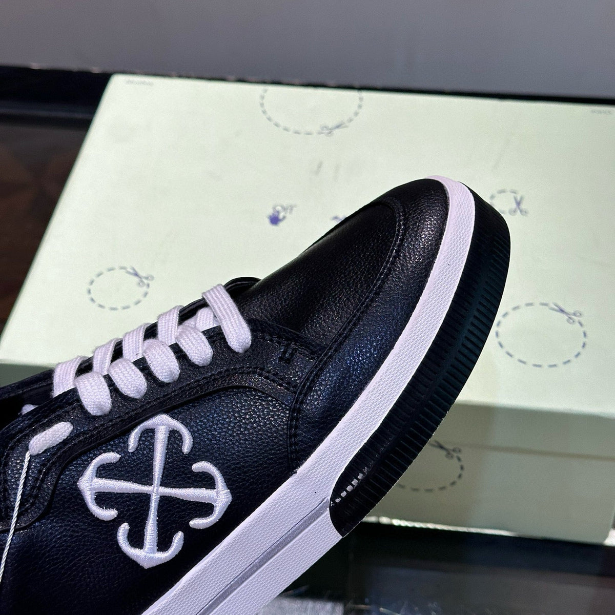 Shoes- Off W Trainers Comfortable Everyday Designer Shoes