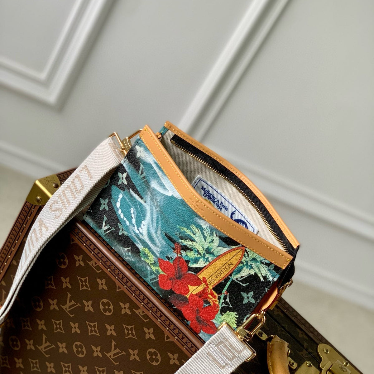 Louis Vuitton Wallets- Louis Vuitton Lou Gaston Wearable Wallet Compact Luxury Card Wallet