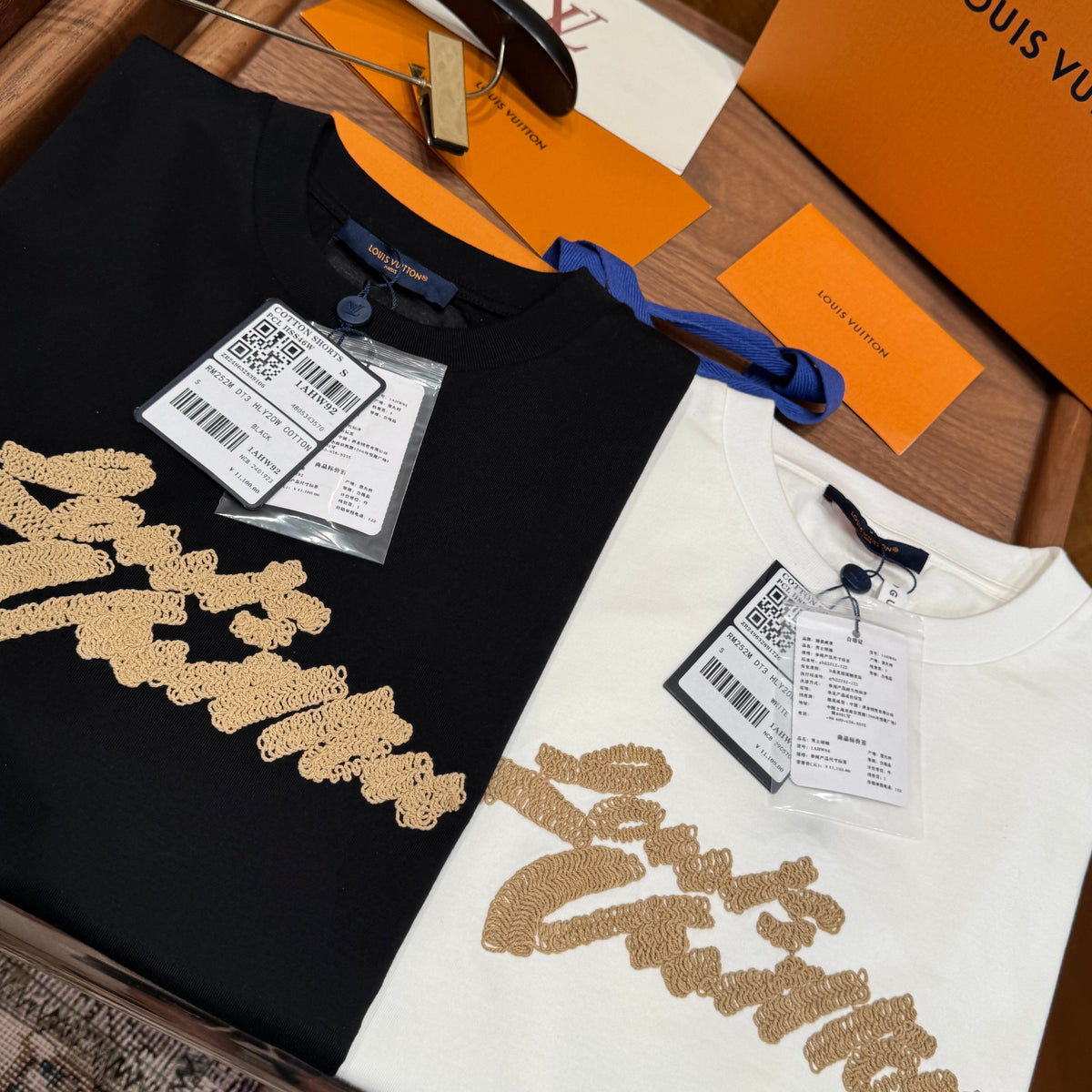 Louis Vuitton T-Shirts- Louis Vuitton Lou T-shirt Casual Everyday Designer Tee