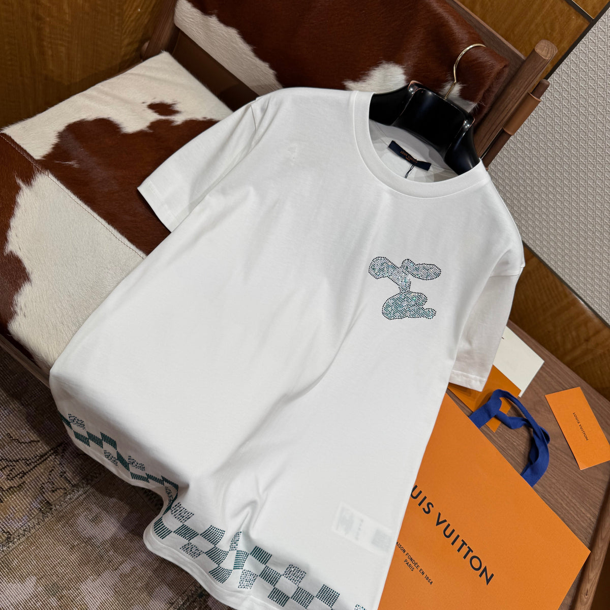 Louis Vuitton T-Shirts- Louis Vuitton Lou T-shirt Premium Designer Cotton T-Shirt