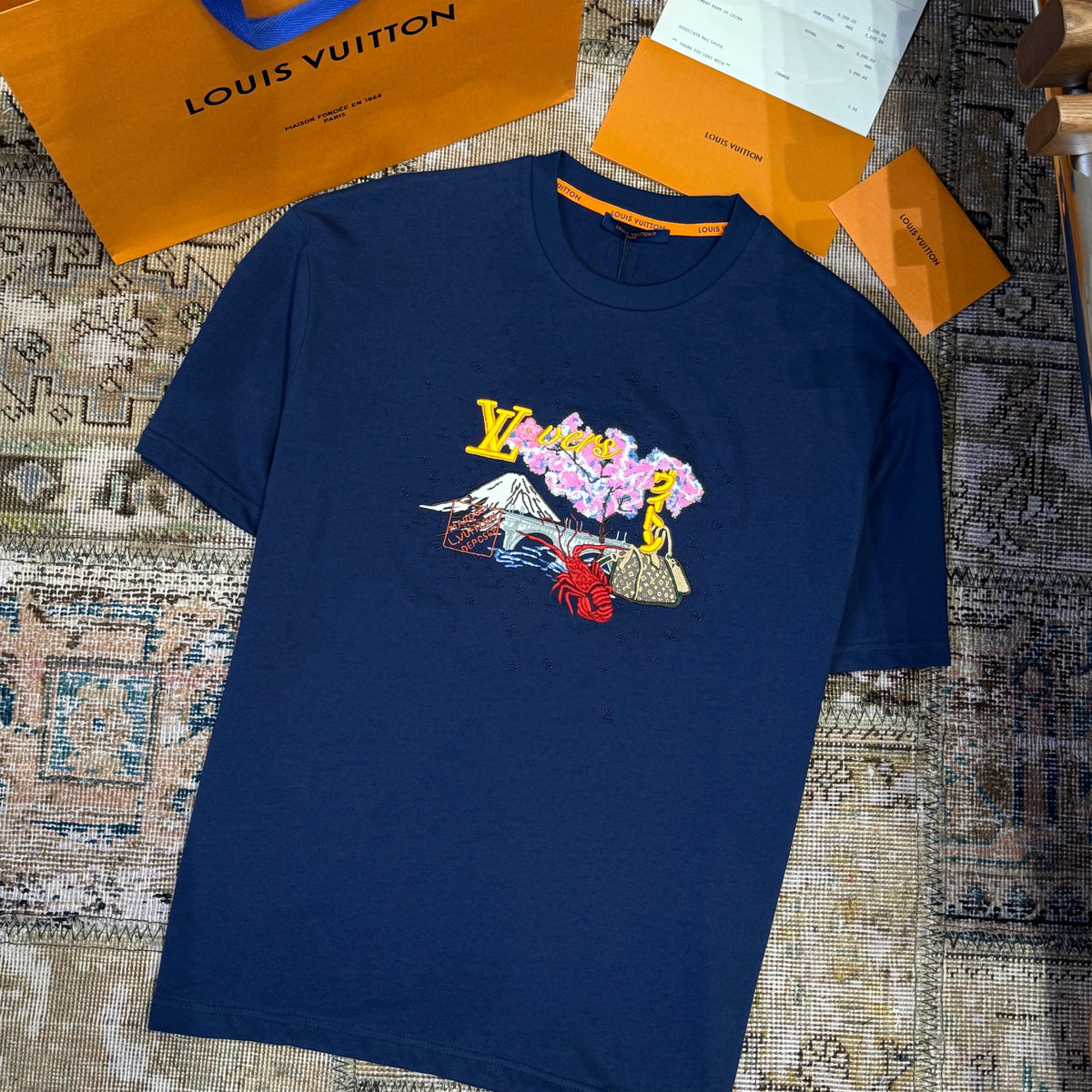 Louis Vuitton T-Shirts- Louis Vuitton Lou T-shirt Premium Designer Cotton T-Shirt